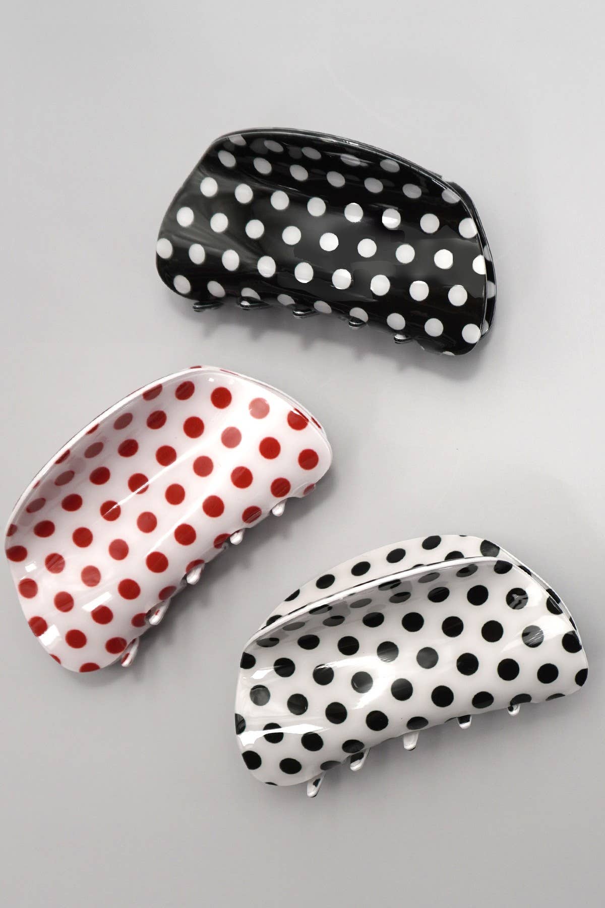 JUMBO POLKA DOT HAIR CLAW CLIPS