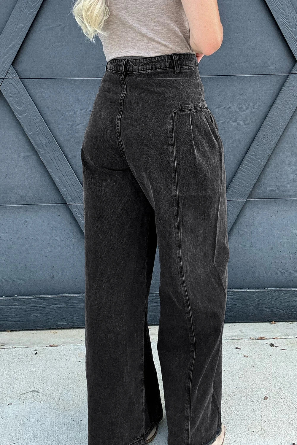 Black Pleated Wide Leg Cinched Waist Jeans